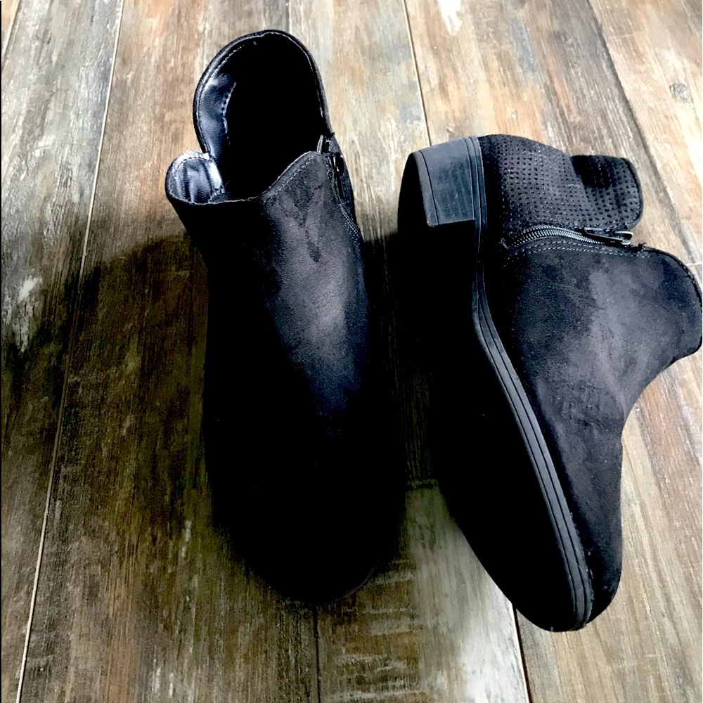 Black Youth girl booties 3